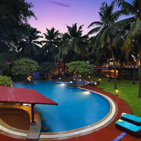 Lemon Tree Amarante Beach Resort, Goa Candolim Exterior foto