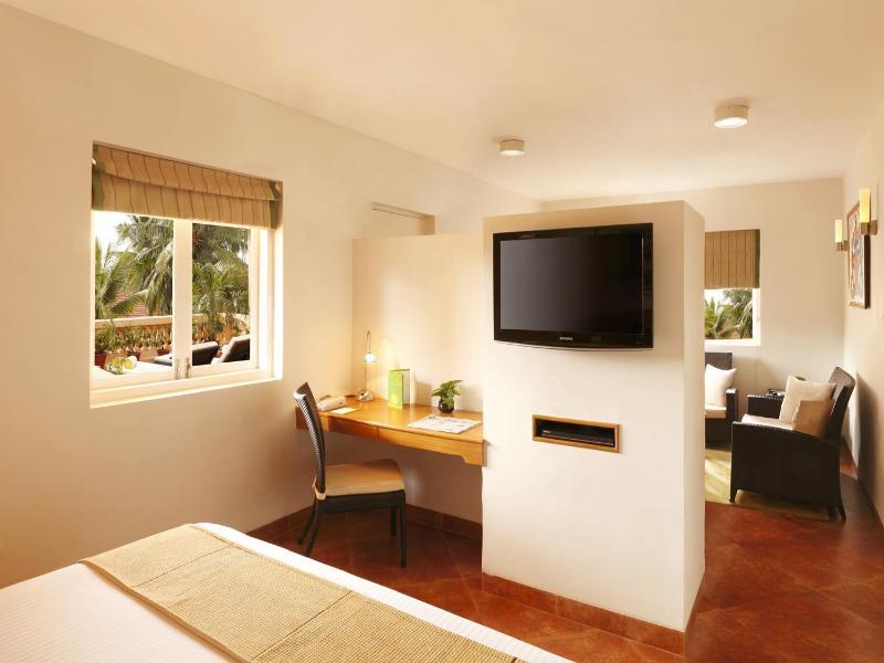 Lemon Tree Amarante Beach Resort, Goa Candolim Exterior foto